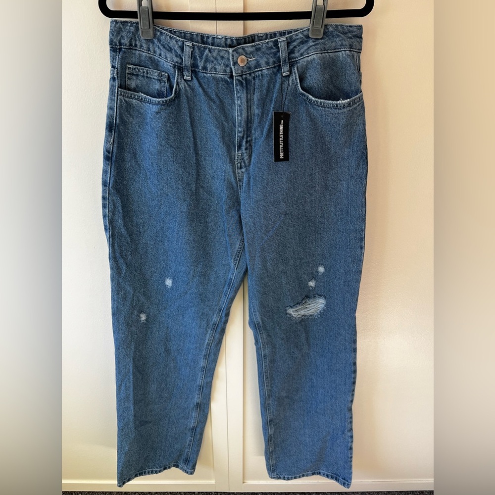 Prettylittlething Tall Women’s NWT Mid‎ Rise Distressed Denim Jeans Size 10